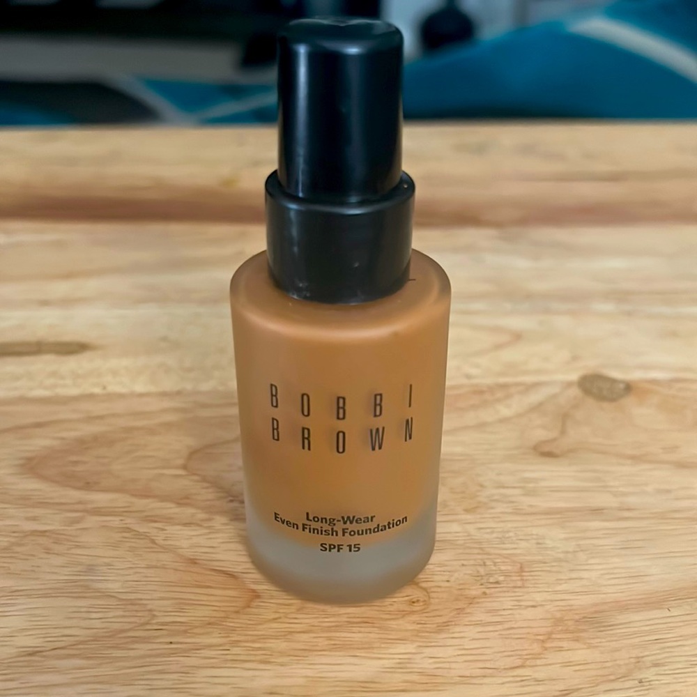 Bobbi brown long wear even finish foundation